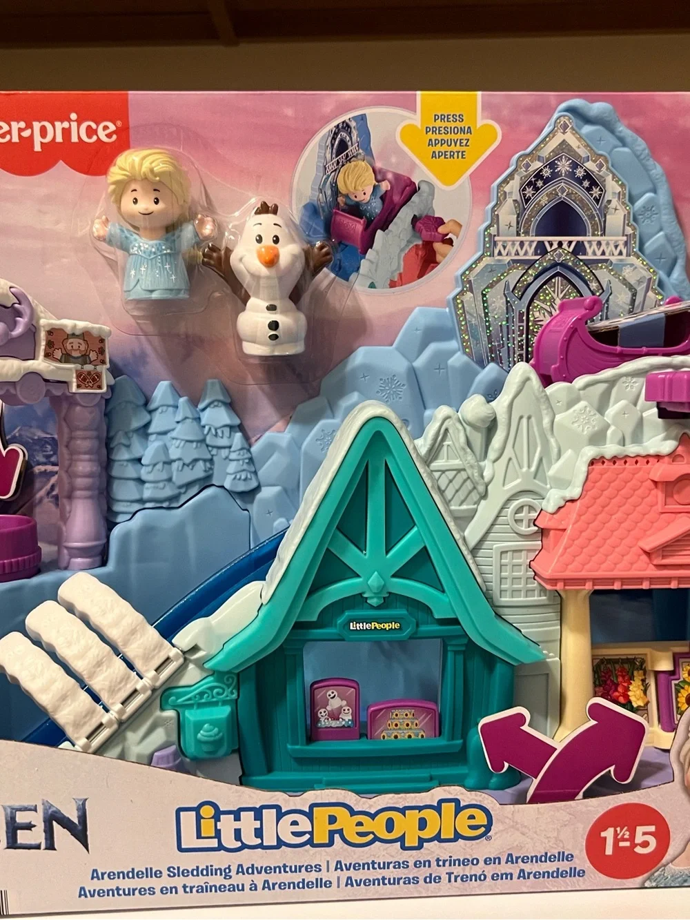 Frozen Little People Arendelle Castle Elsa and Olaf Sled - Picture 2 of 6
